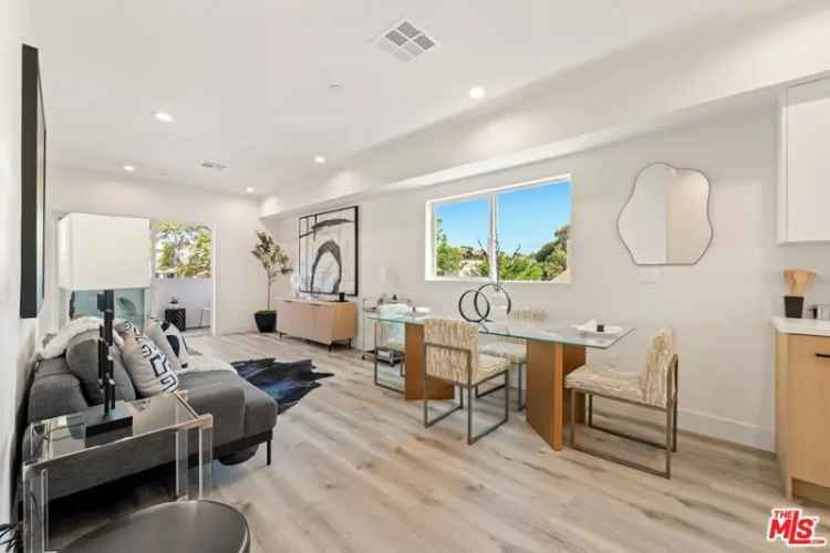 House For Sale in 222, North Coronado Street, Los Angeles, California