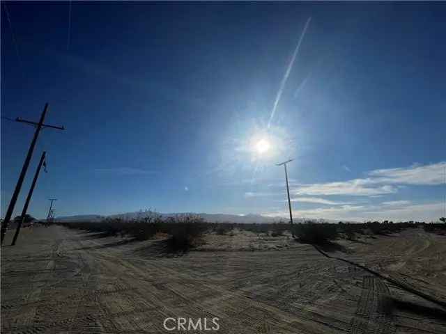 Land For Sale in Phelan, California