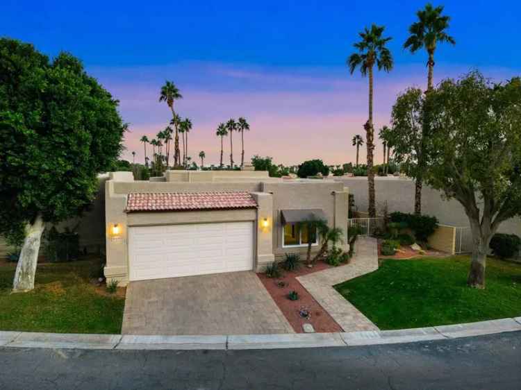 Condo For Sale in 48554, Via Encanto, La Quinta, California