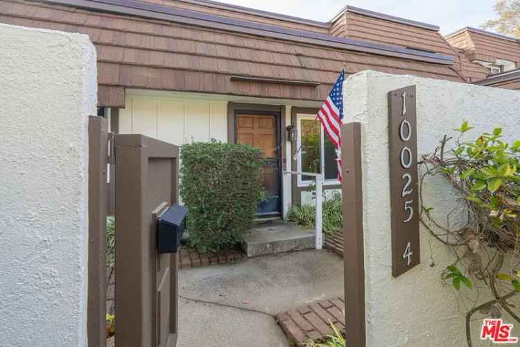 Condo For Sale in 10025, Larwin Avenue, Los Angeles, California