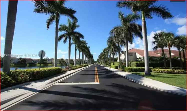 House For Sale in 940, Doveplum Court, Hollywood, Florida