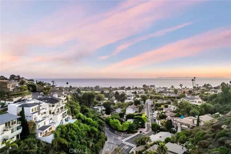 Single-family house For Sale in 547, Temple Hills Drive, Laguna Beach, California