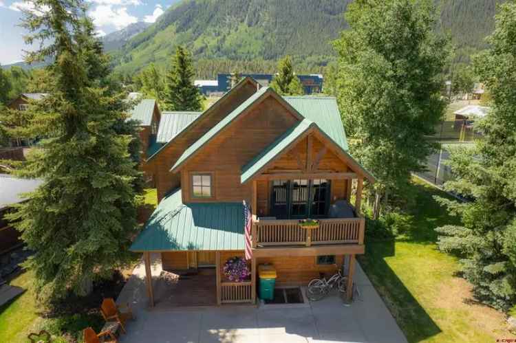 Single-family house For Sale in Crested Butte, Colorado