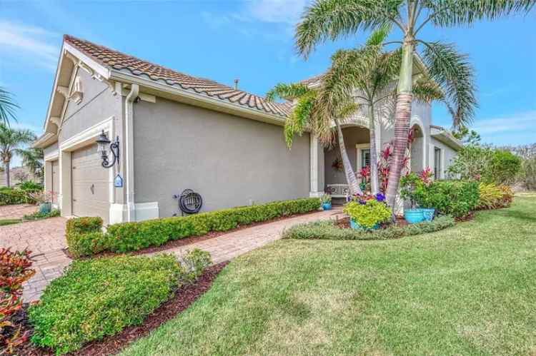 Single-family house For Sale in 11409, Okaloosa Drive, Venice Gardens, Florida