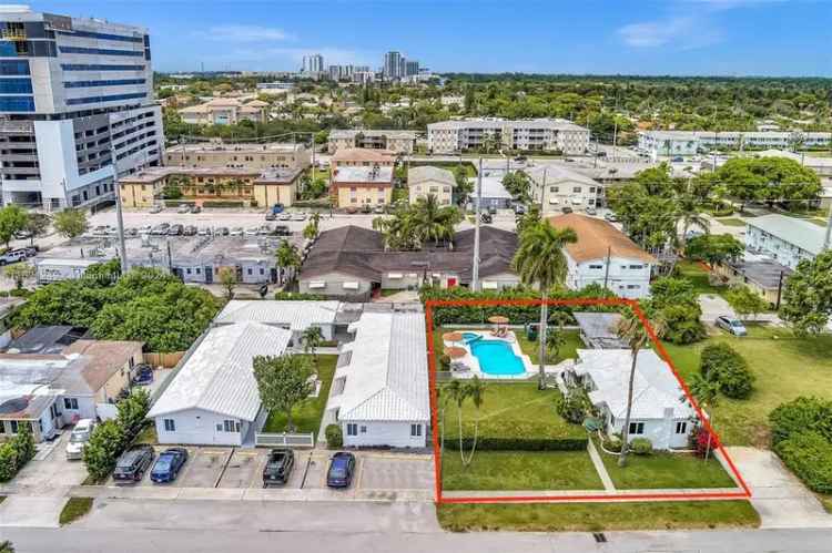 Multi-family house For Sale in 713, Northeast 7th Street, Hallandale Beach, Florida