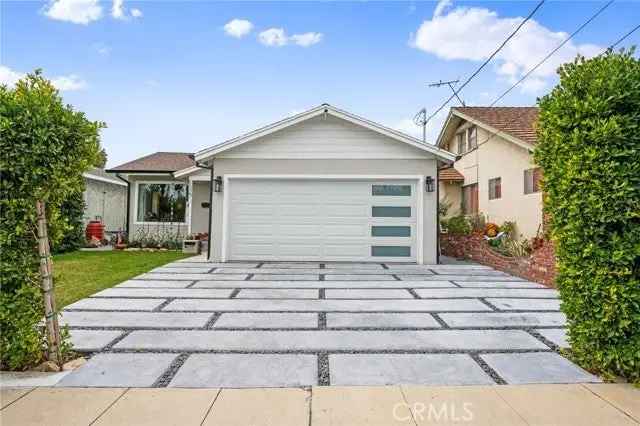 Single-family house For Sale in 1327, North Gulf Avenue, Los Angeles, California