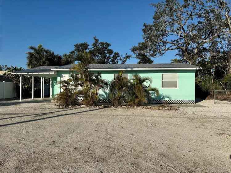 Single-family house For Sale in 5026, Calle Minorga, Siesta Key, Florida