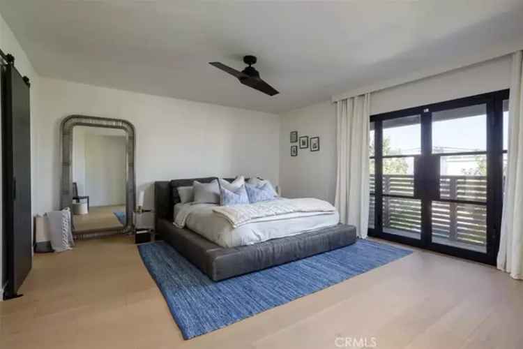 Single-family house For Sale in 335, Flint Avenue, Long Beach, California