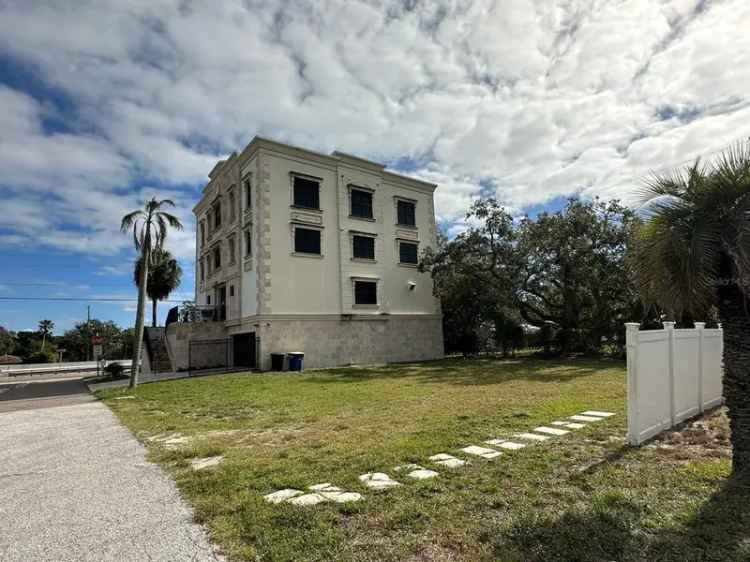 Land For Sale in Clearwater, Florida