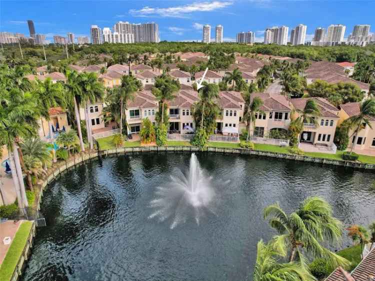 Single-family house For Sale in 21210, Northeast 31st Place, Aventura, Florida