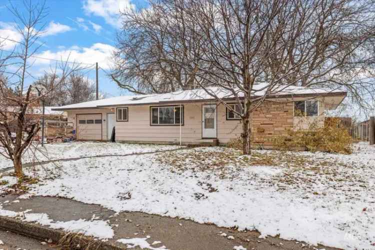 Single-family house For Sale in 105, North 18th Street, Payette, Idaho