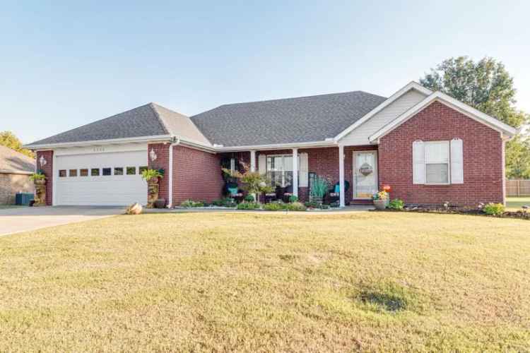 Single-family house For Sale in 3206, Stonegate Drive, Paragould, Arkansas