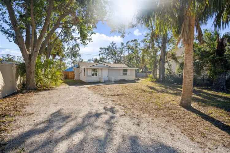 Single-family house For Sale in 3458, 17th Avenue South, Saint Petersburg, Florida