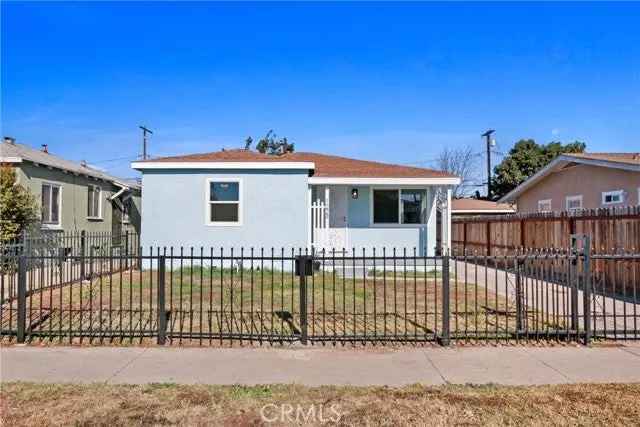 Single-family house For Sale in 1229, East 75th Street, Los Angeles, California