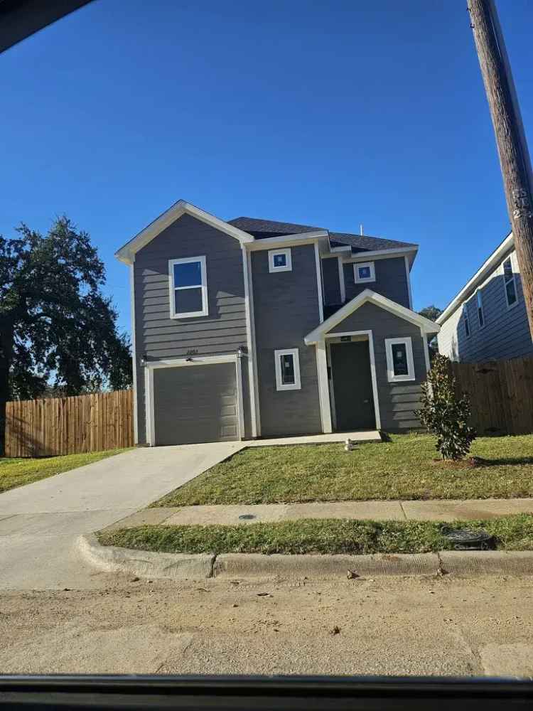 New Home for Rent Near Downtown Dallas