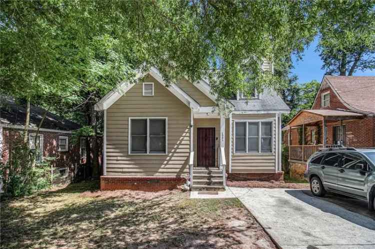 Single-family house For Sale in 1653, Emerald Avenue Southwest, Atlanta, Georgia