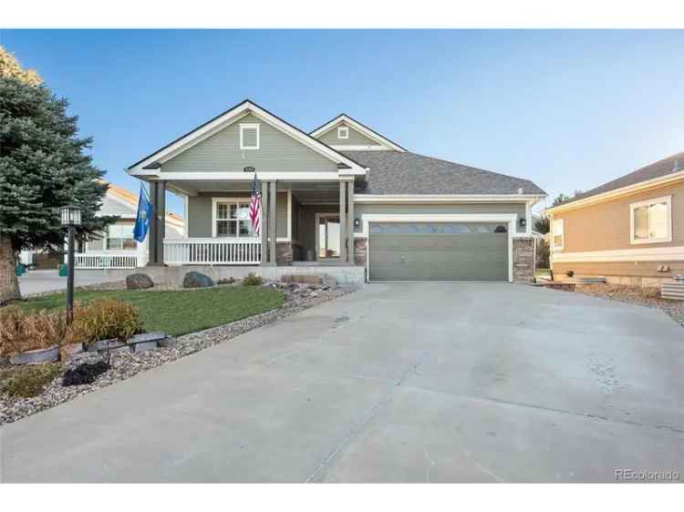 Single-family house For Sale in Thornton, Colorado