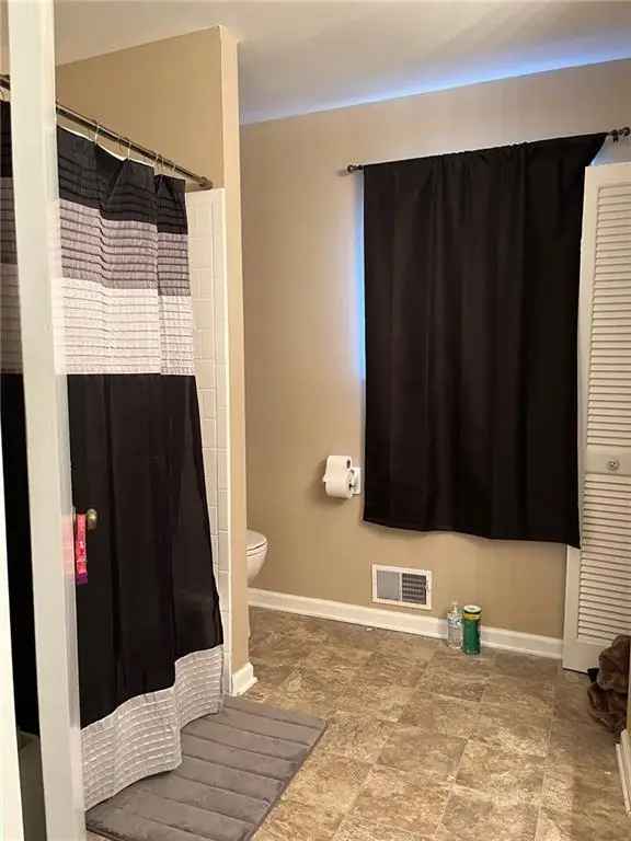 House For Sale in 244, Heathersett Drive Southwest, Marietta, Georgia