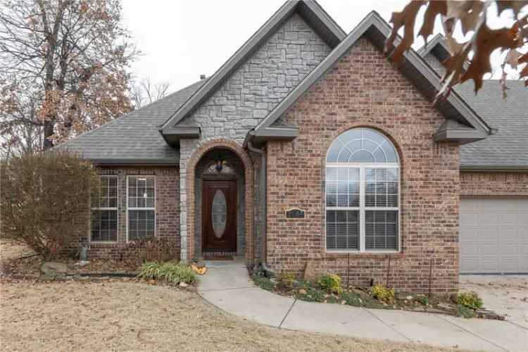 Condo For Sale in 4005, North Zion Valley Drive, Fayetteville, Arkansas