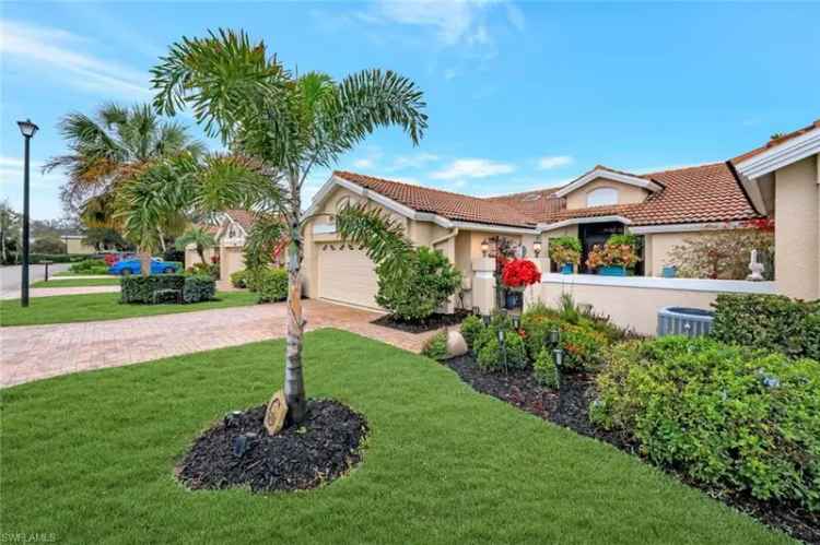 Single-family house For Sale in 12613, Glen Hollow Drive, Bonita Springs, Florida