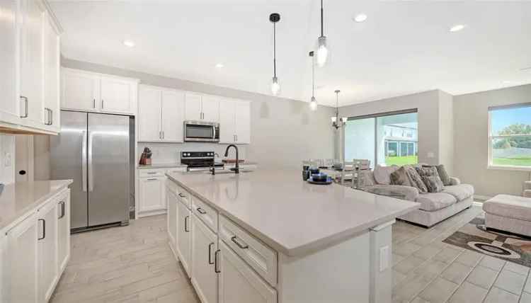 House For Sale in Saint Petersburg, Florida