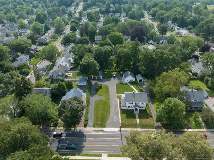 Single-family house For Sale in 89, North Main Street, West Hartford, Connecticut