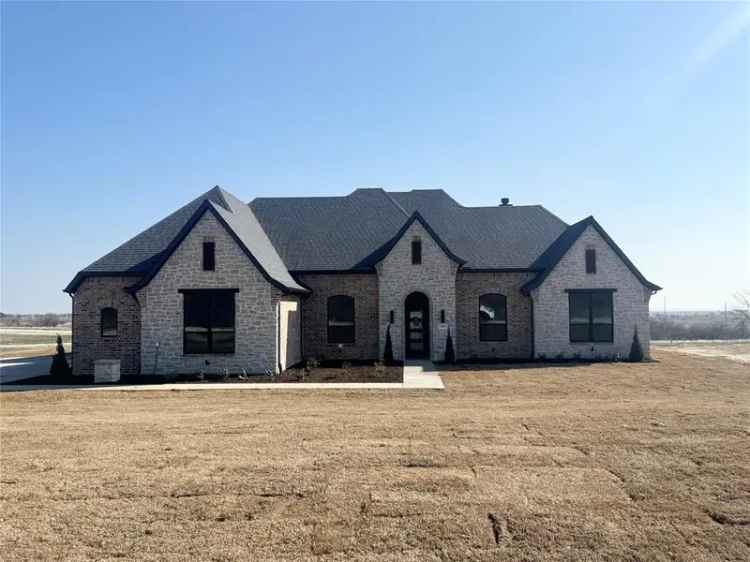 Single-family house For Sale in Leander, Texas