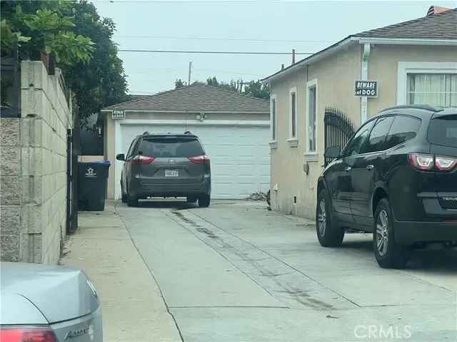 Multi-family house For Sale in 1609, North Parsons Place, Santa Ana, California