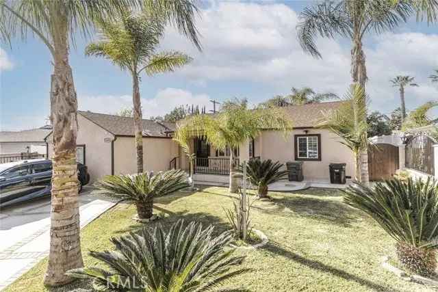 Single-family house For Sale in 6609, Bellaire Avenue, Los Angeles, California