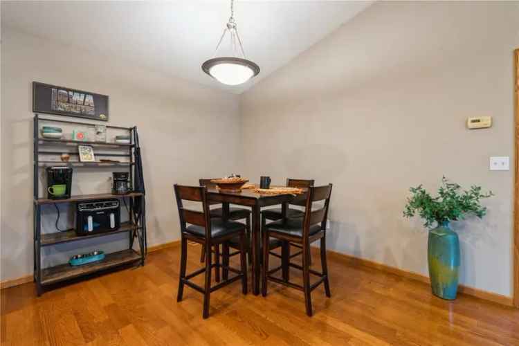 Condo For Sale in 4134, 31st Avenue Southwest, Cedar Rapids, Iowa