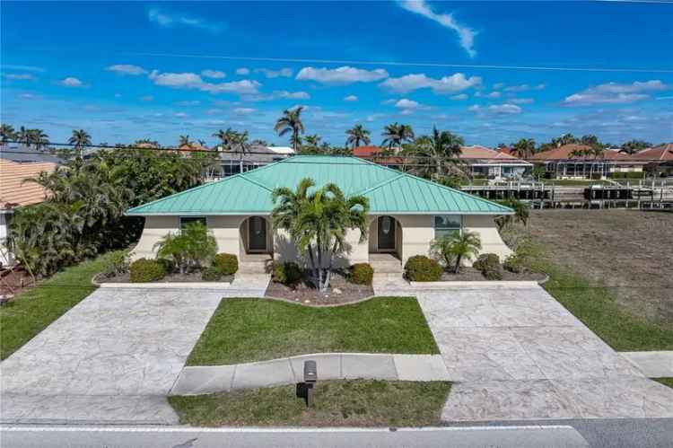 Multi-family house For Sale in 2334, Magdalina Drive, Punta Gorda, Florida