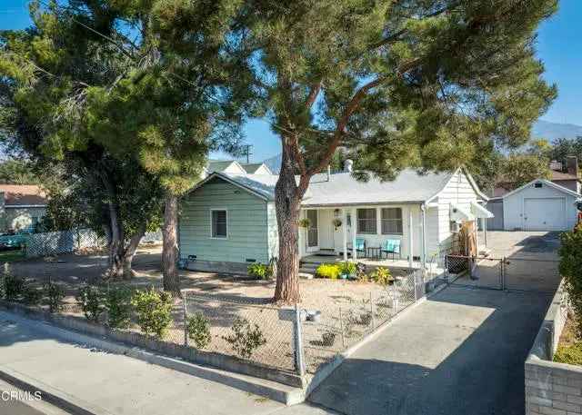 Single-family house For Sale in 10546, Nassau Avenue, Los Angeles, California