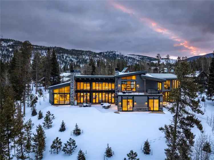 Single-family house For Sale in Breckenridge, Colorado