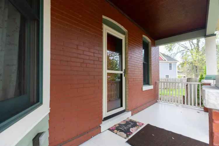 Single-family house For Sale in 1055, Portage Avenue, South Bend, Indiana