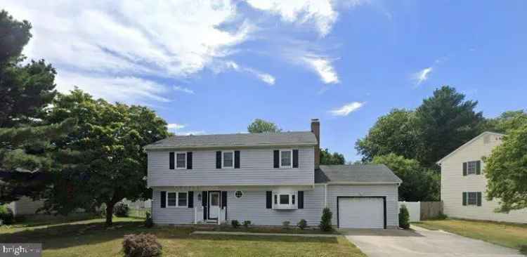 Single-family house For Sale in 209, Lakelawn Drive, Milford, Delaware