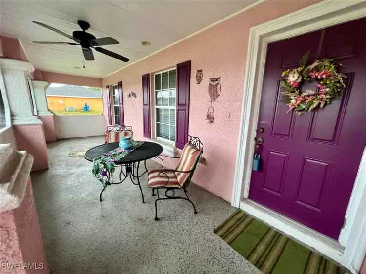 Single-family house For Sale in 3715, 6th Street West, Florida