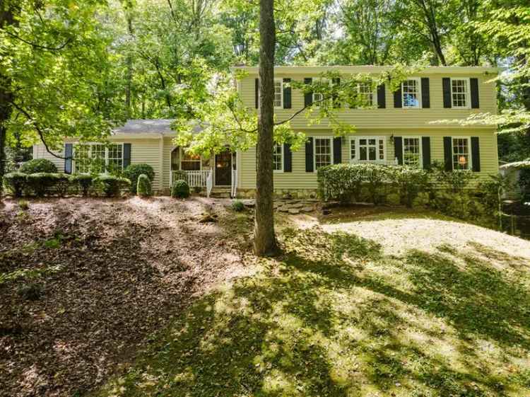 Single-family house For Sale in 1504, Belmont Drive, Dalton, Georgia