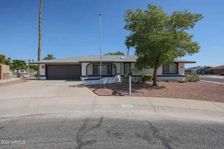 Single-family house For Sale in 18419, North 95th Avenue, Sun City, Arizona