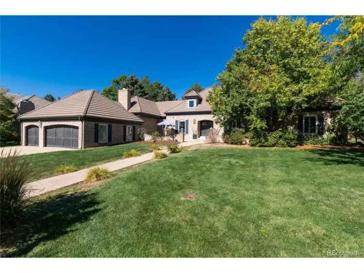 Single-family house For Sale in 6343, East Stanford Avenue, Cherry Hills Village, Colorado