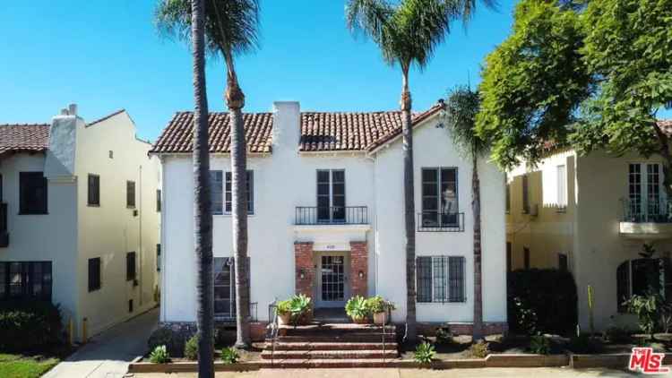 Multi-family house For Sale in 409, North Genesee Avenue, Los Angeles, California