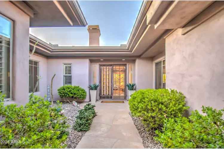 Single-family house For Sale in 7462, East Visao Drive, Scottsdale, Arizona