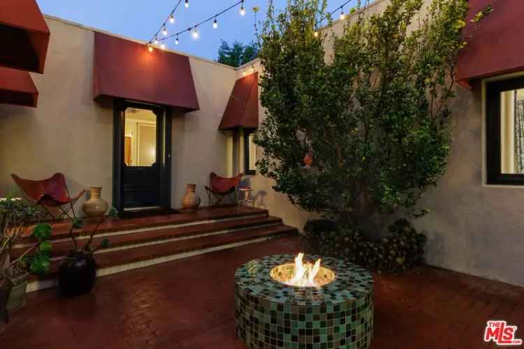 Single-family house For Sale in West Hollywood, California