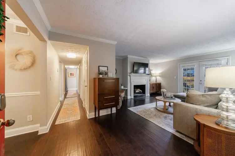 Condo For Sale in Atlanta, Georgia