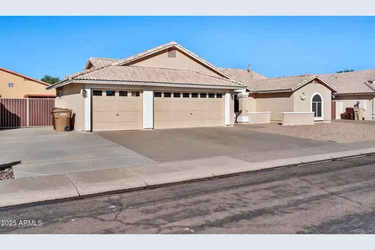 Single-family house For Sale in 8832, West Bloomfield Road, Peoria, Arizona