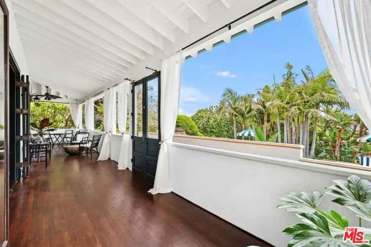 Single-family house For Sale in 26799, Pacific Coast Highway, Malibu, California