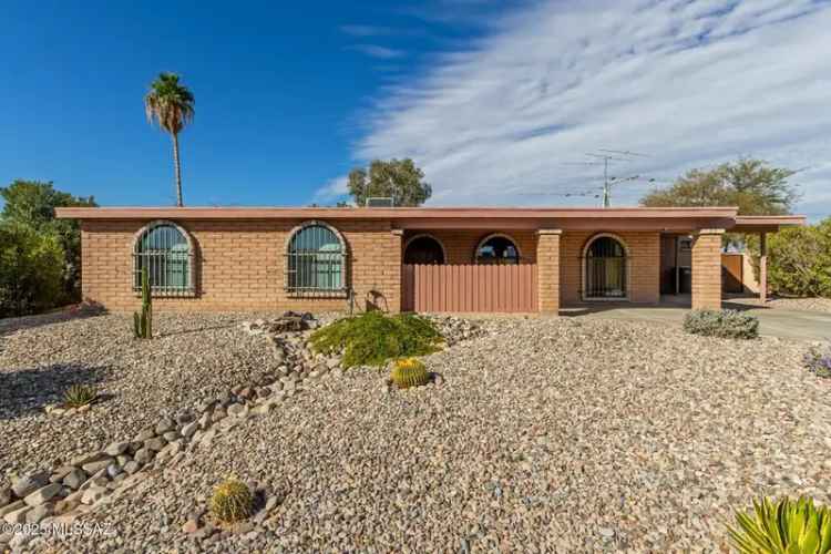 Single-family house For Sale in 3160, South Eastview Avenue, Tucson, Arizona