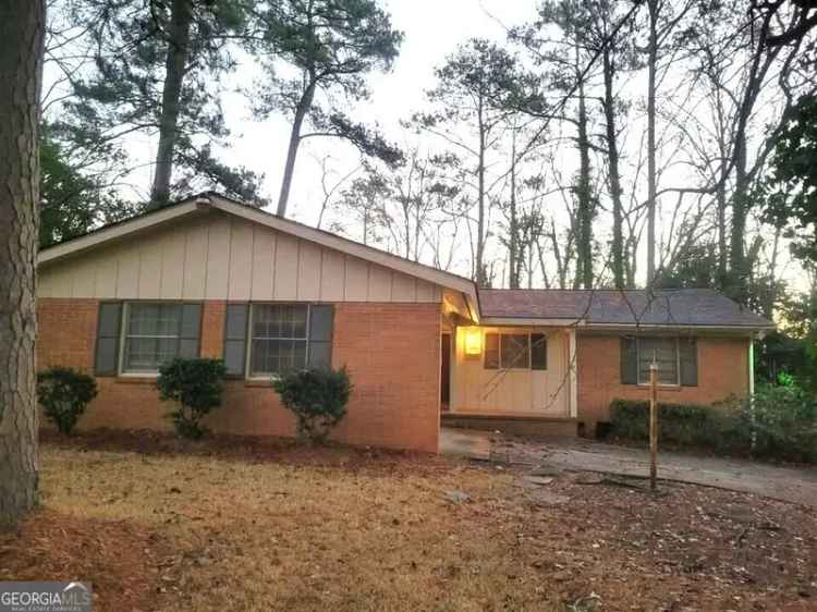 Single-family house For Sale in 4080, Meadowbrook Drive, Macon, Georgia