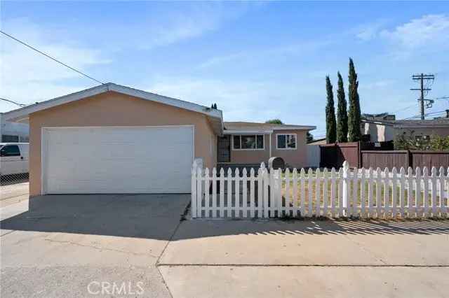 Single-family house For Sale in 25827, President Avenue, Los Angeles, California