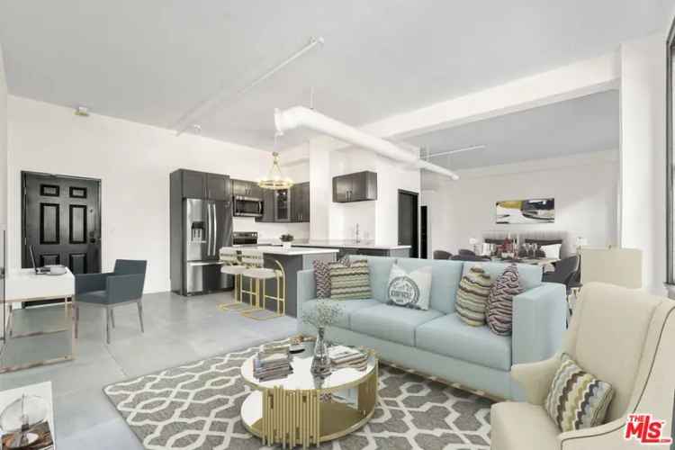 Condo For Sale in 108, West 2nd Street, Los Angeles, California