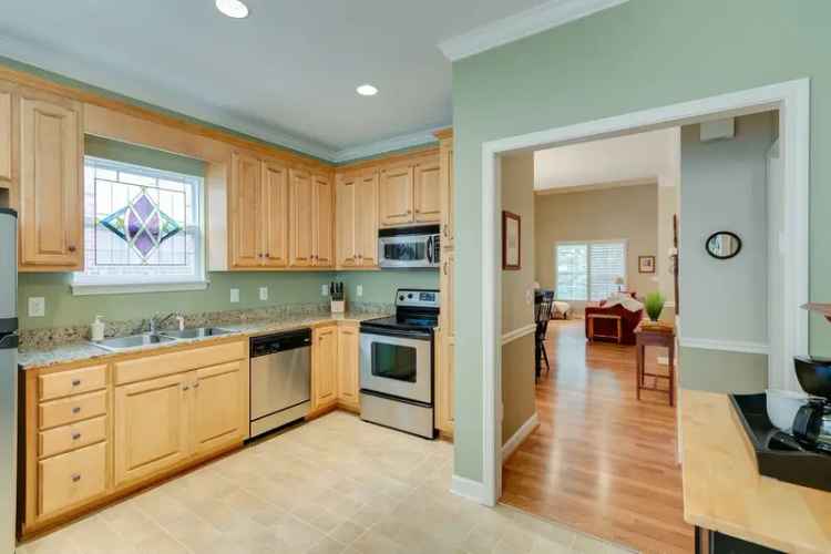 Cool Springs Townhome for Rent - Open Floorplan, 3 Beds, Private Deck